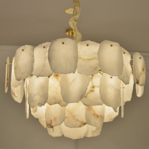 Modern Alabaster & Brass Chandelier – Sculptural Elegance for Any Room
