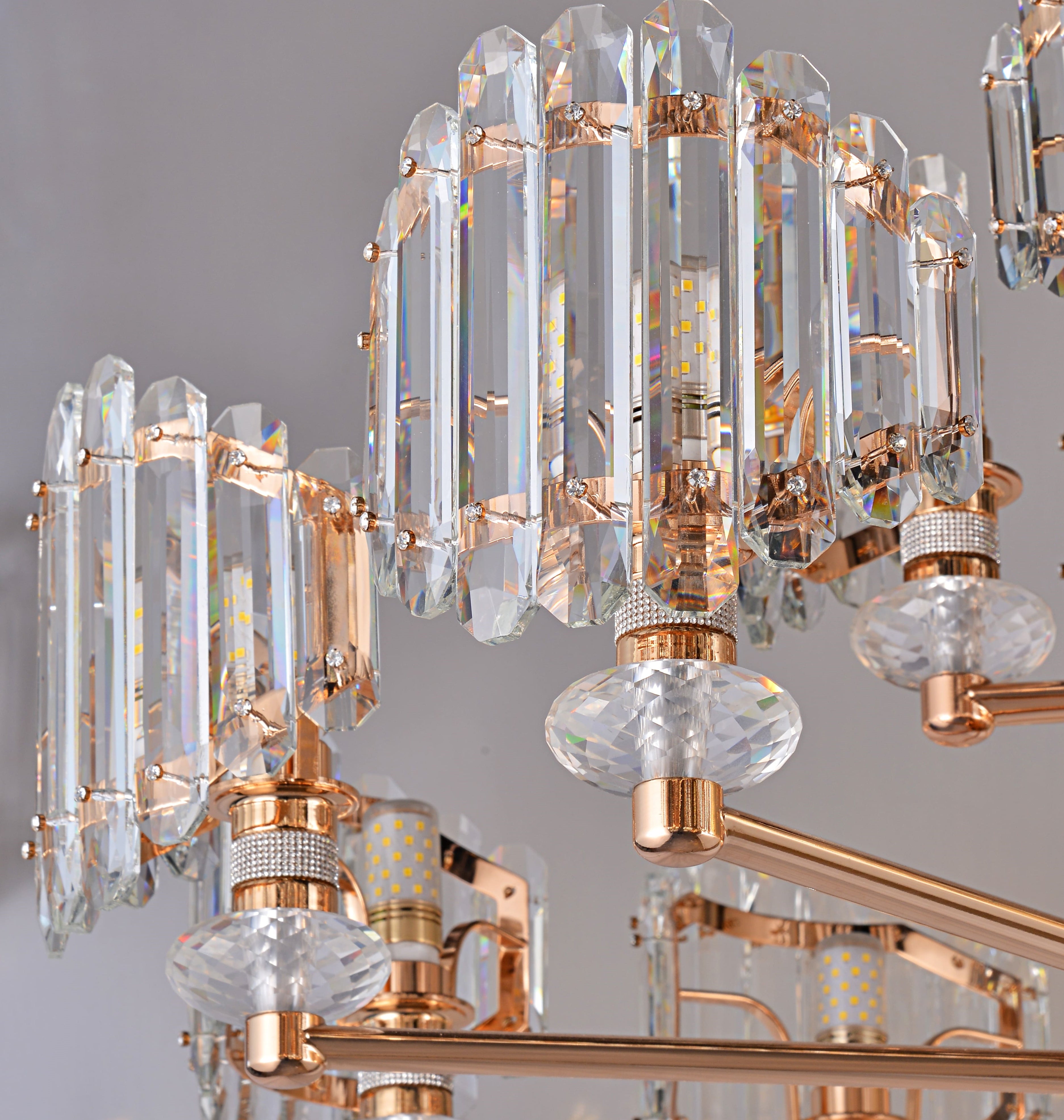 Elegant Crystal Pendant Chandelier – Light Luxury for Every Room
